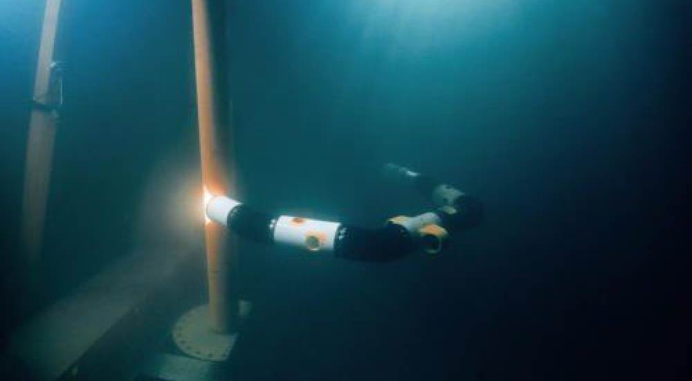 Eelume  Underwater  Ushape Inspecting 2